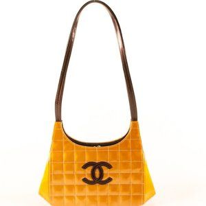 Authentic Chanel CC Chocolat Bar Quilted Kiss Lock